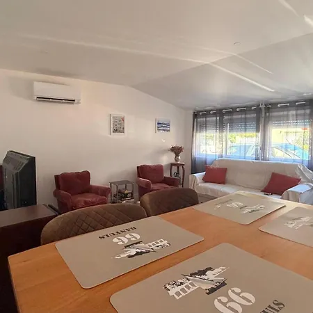 Holiday home Maison Climatisee Proche Centre - 4 Pers. - Fr-1-309-588 Banyuls-sur-Mer